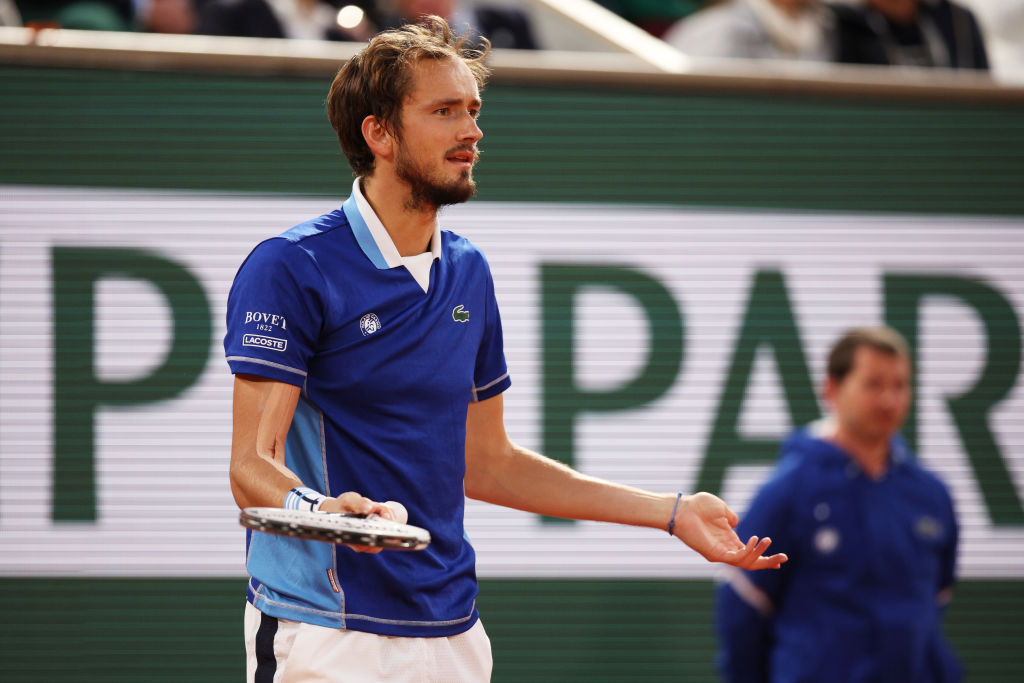 与主力阵容 与主力阵容